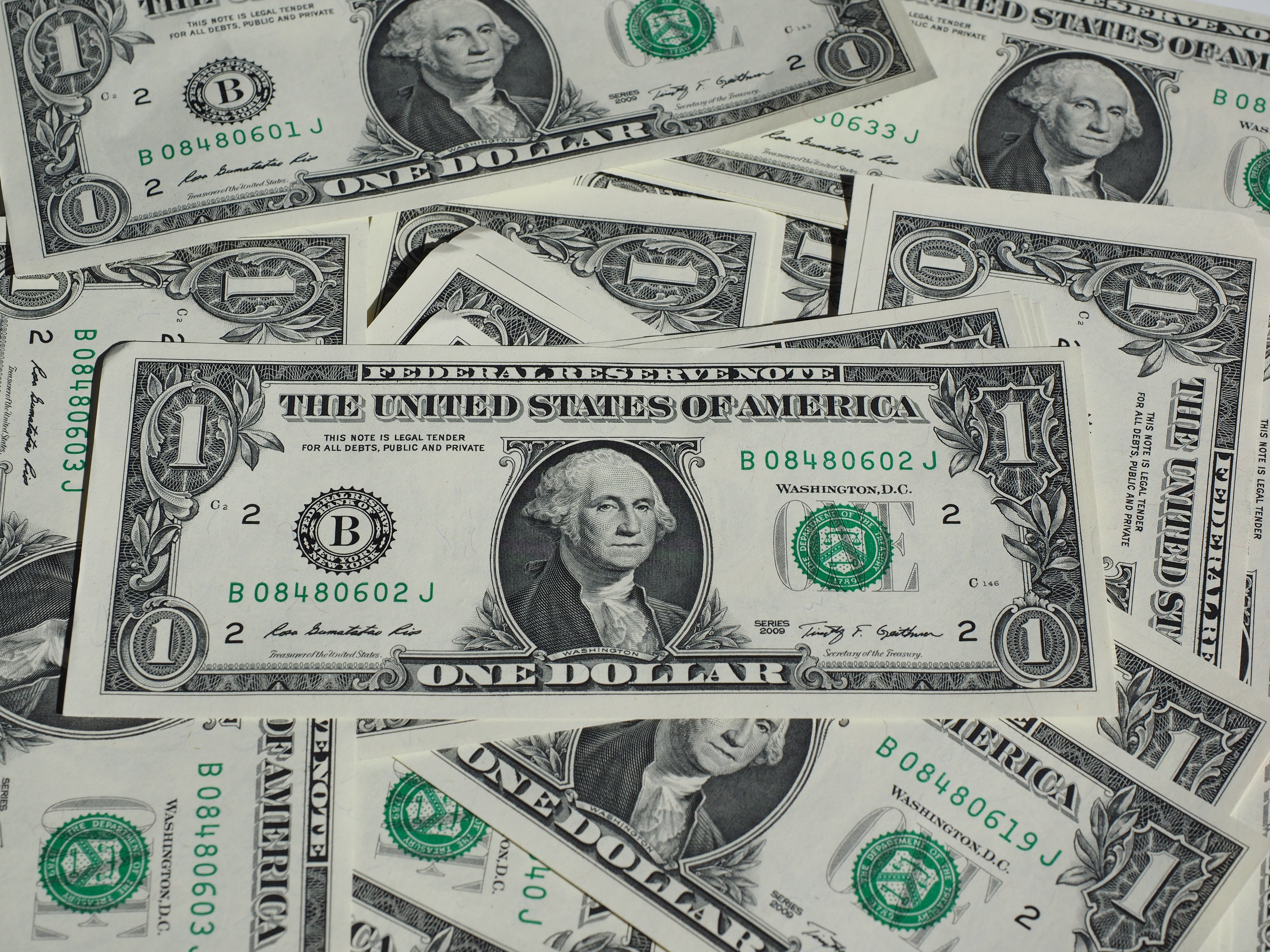 Presentation on the British economy, the pound and the shekel